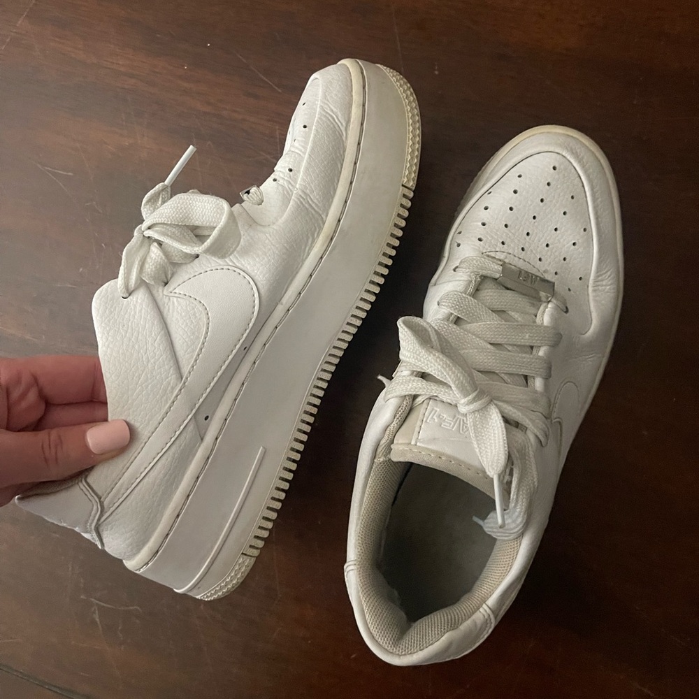 Air Force 1 sage low